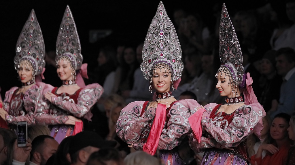 В некотором царстве…